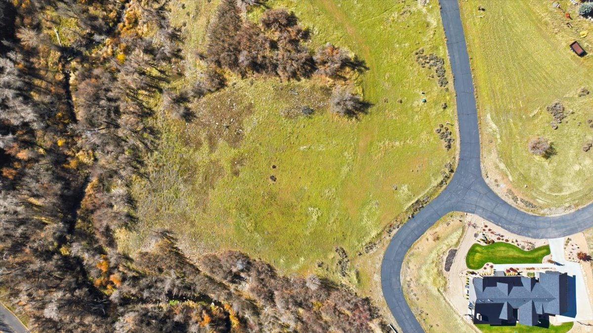 COTTAGES AT HOBBLE CREEK MHD - Land