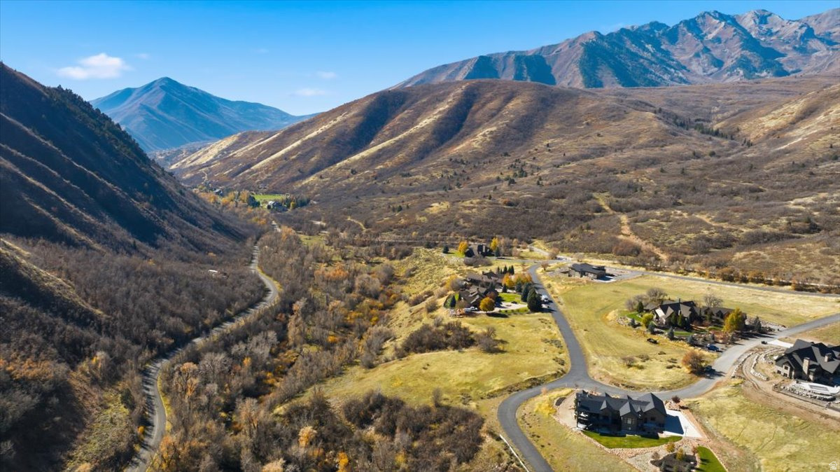 COTTAGES AT HOBBLE CREEK MHD - Land
