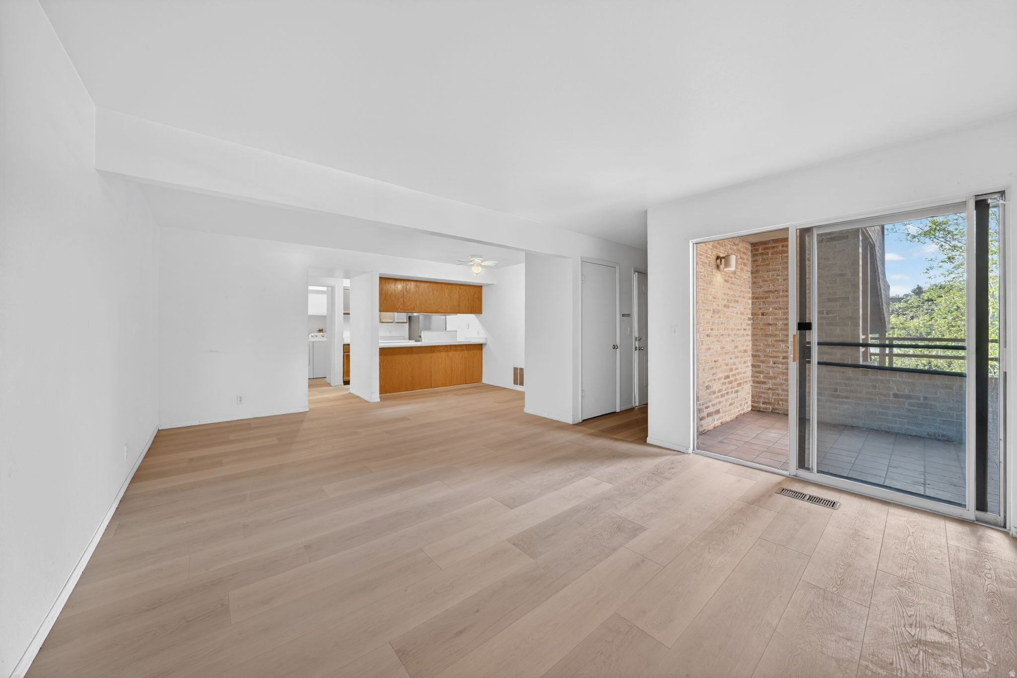 CHATEAU FORET CONDO - Residential