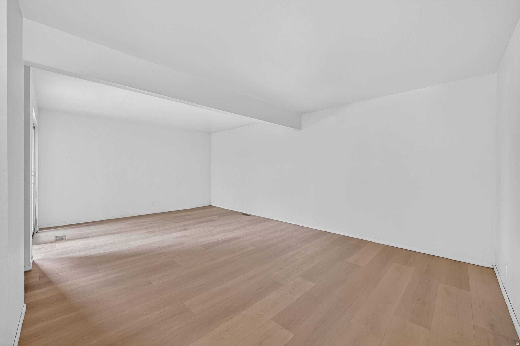 CHATEAU FORET CONDO - Residential