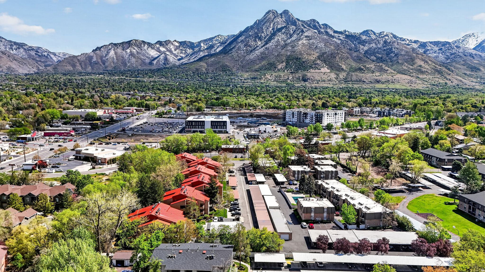 CHATEAU FORET CONDO - Residential