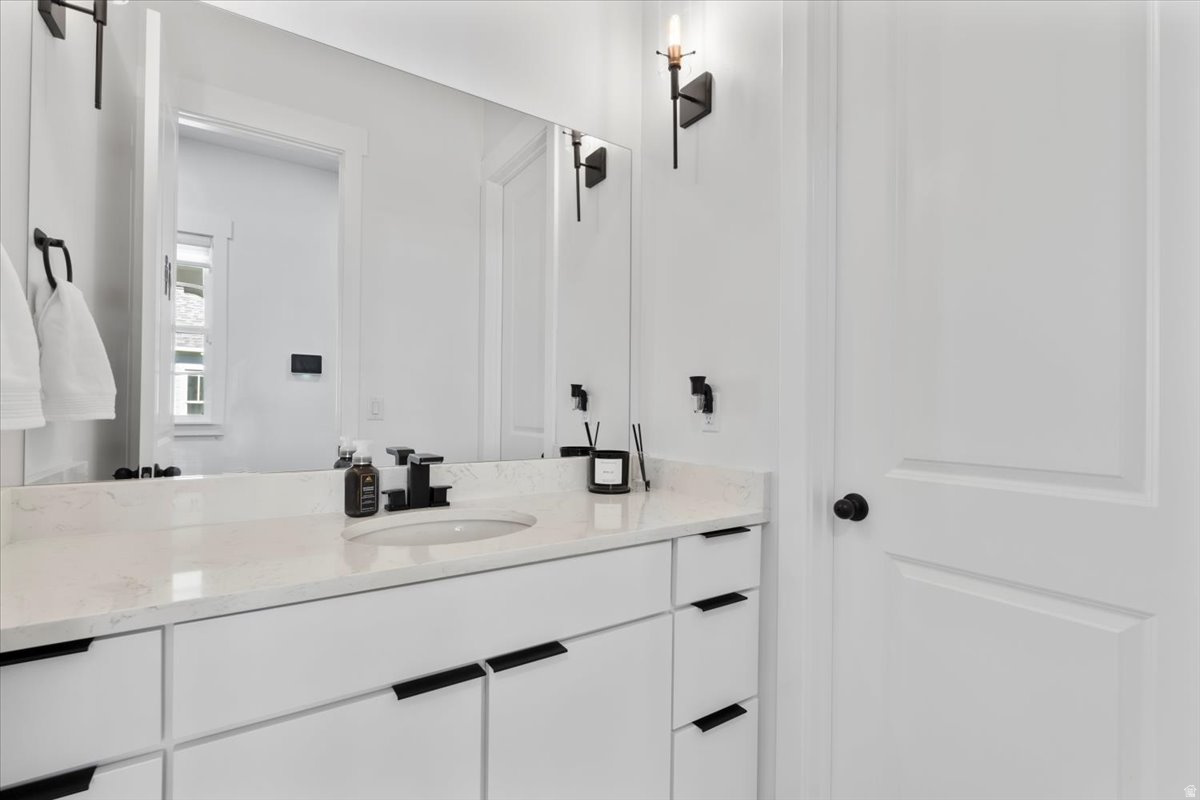 DAYBREAK ISLAND - Residential