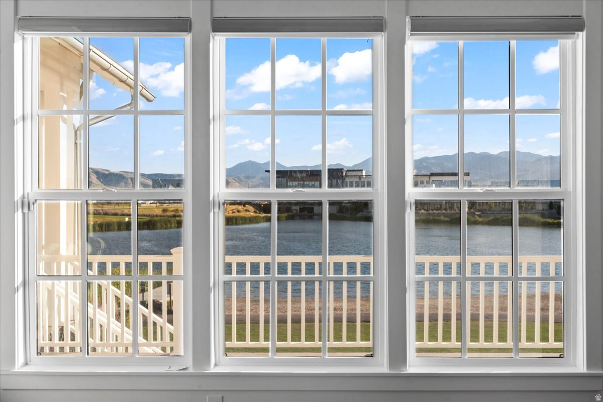 DAYBREAK ISLAND - Residential