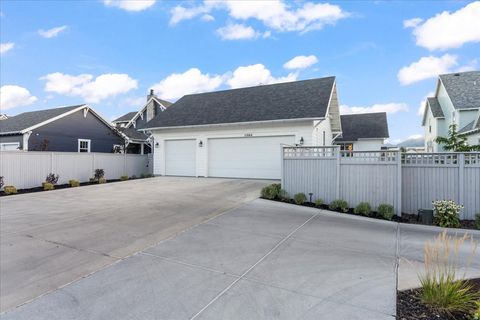 Tiny photo for 11064 S PADDLE BOARD WAY W, South Jordan, UT 84009 (MLS # 2121832)