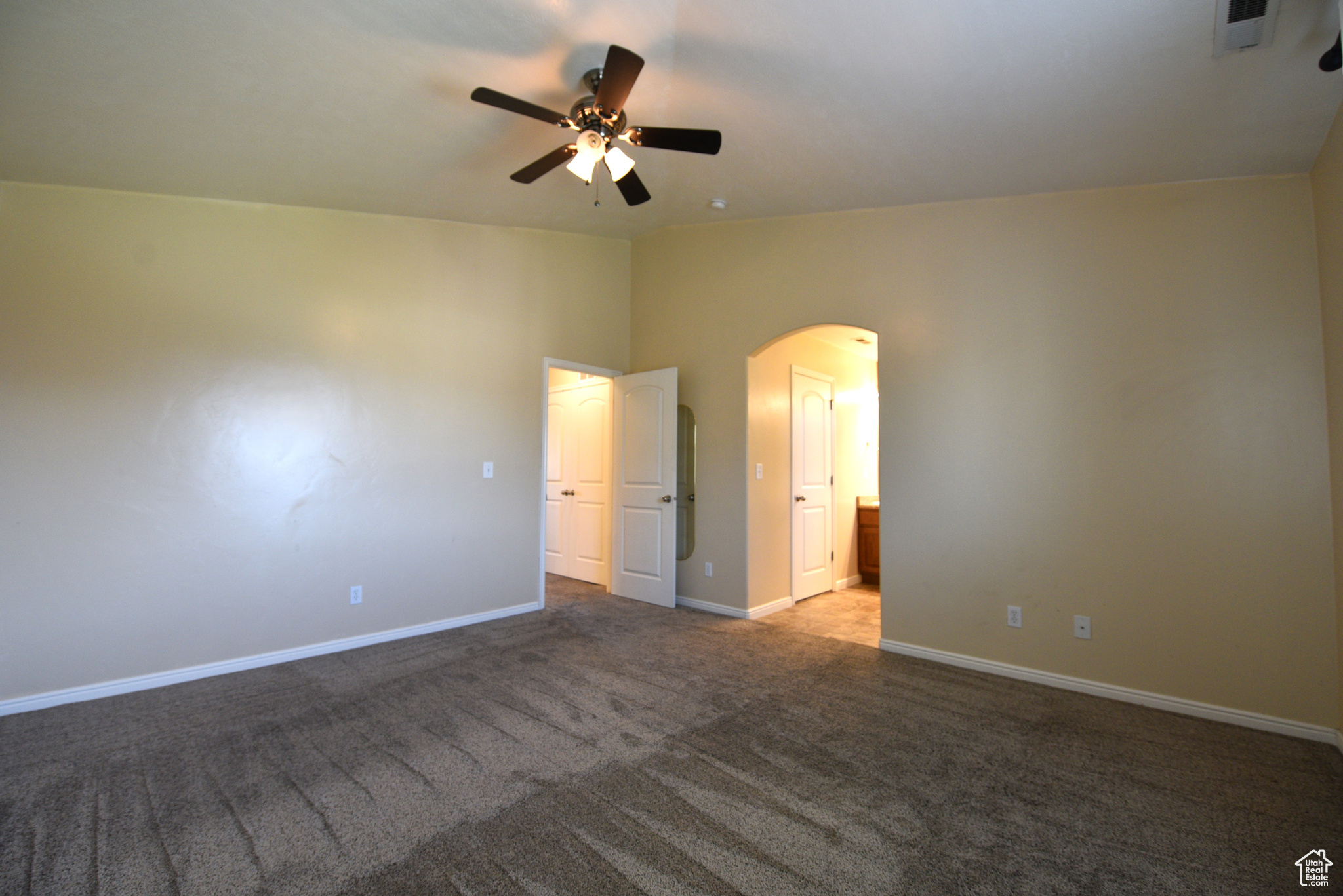 6906 S Village Haven Ln, Midvale, Utah image 8