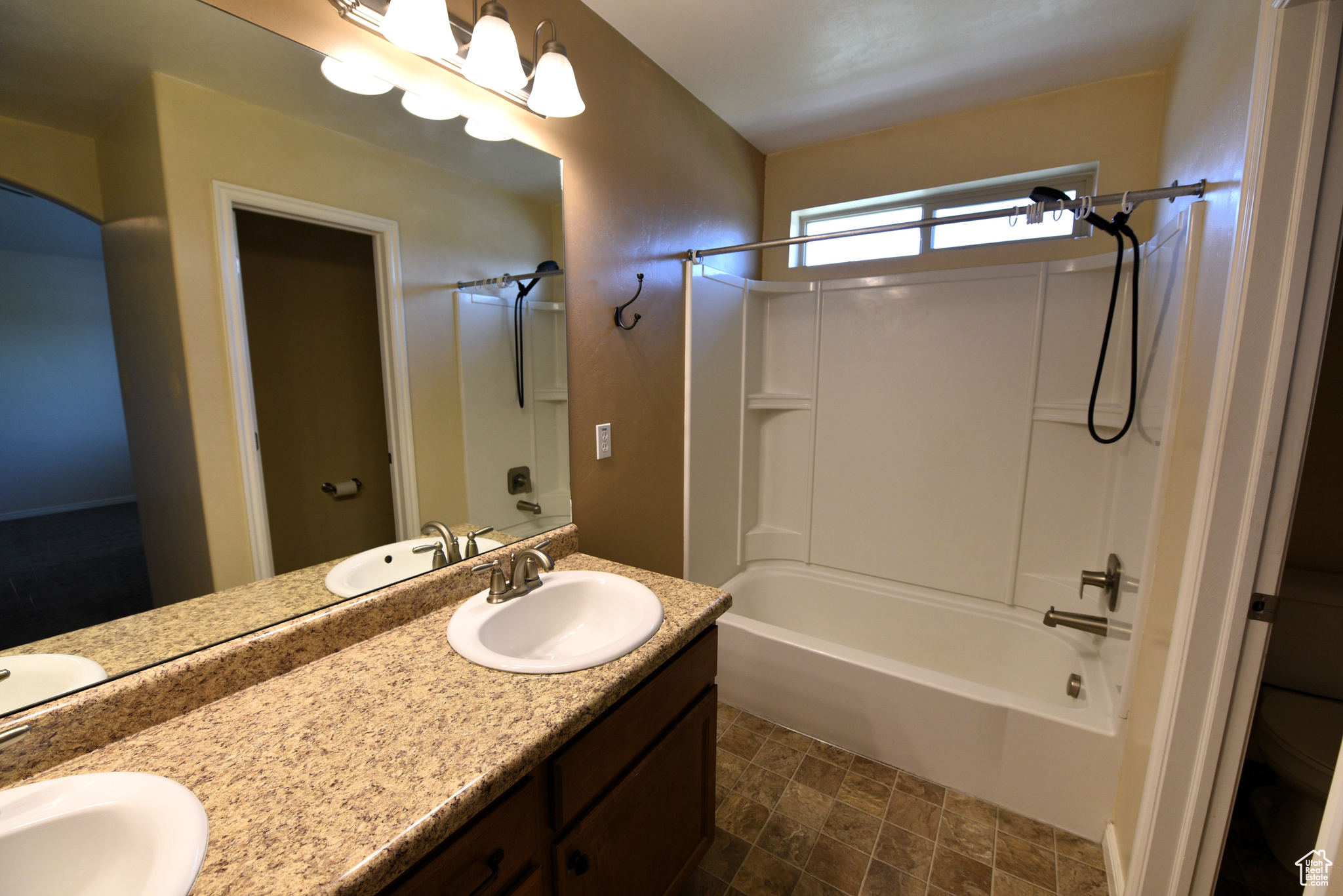 6906 S Village Haven Ln, Midvale, Utah image 9