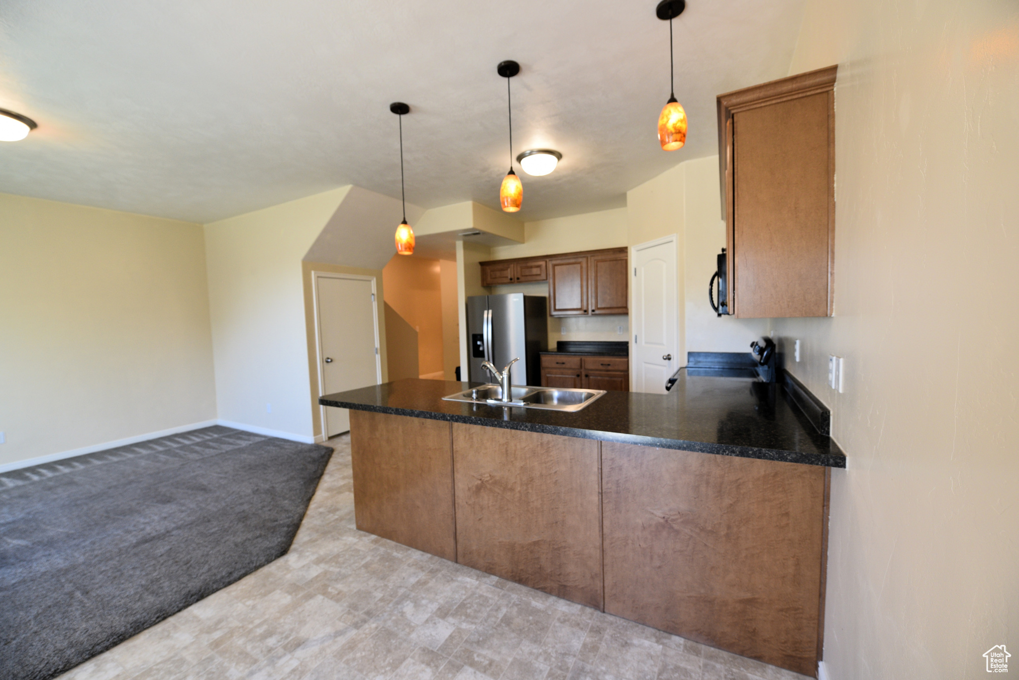 6906 S Village Haven Ln, Midvale, Utah image 5