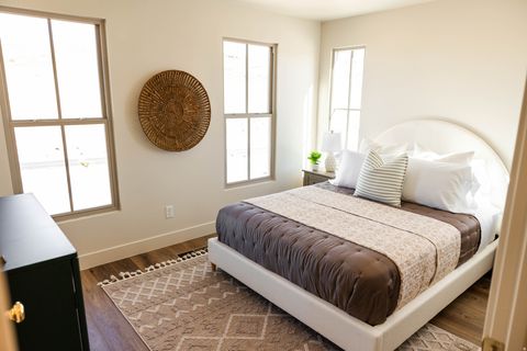 Tiny photo for 720 W VISTA SUR LN #LOT 16, Saint George, UT 84790 (MLS # 2158474)