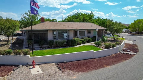 Photo of 1272 E CHOKEBERRY DR, Saint George, UT 84790 (MLS # 2174237)