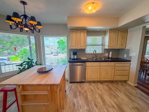 Tiny photo for 1272 E CHOKEBERRY DR, Saint George, UT 84790 (MLS # 2174237)