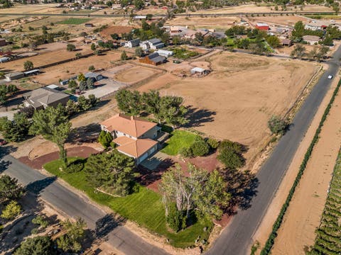 Tiny photo for 1217 N HORSEMANS PARK DR, Dammeron Valley, UT 84783 (MLS # 2180091)