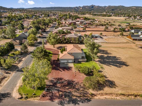 Tiny photo for 1217 N HORSEMANS PARK DR, Dammeron Valley, UT 84783 (MLS # 2180091)