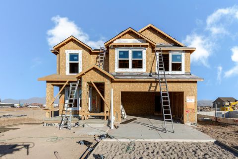 Photo of 13487 S LUTHER LN #2702, Herriman, UT 84096 (MLS # 2128260)