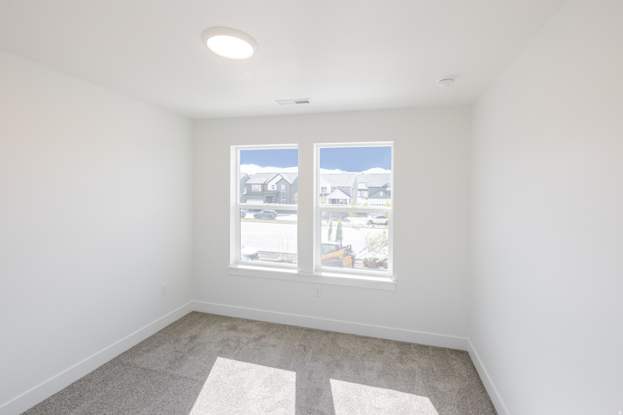 MOUNTAIN RIDGE - Residential