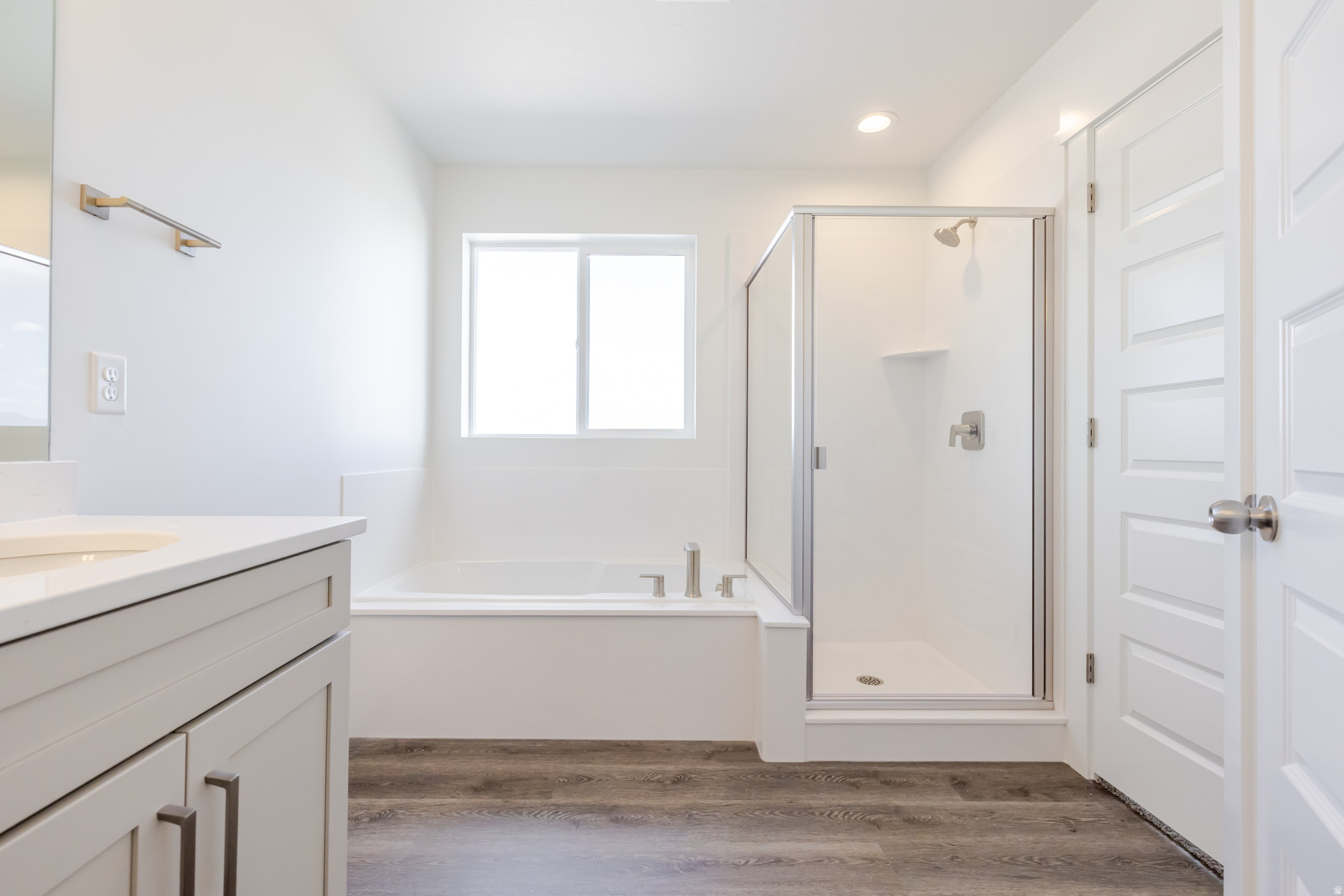 MOUNTAIN RIDGE - Residential