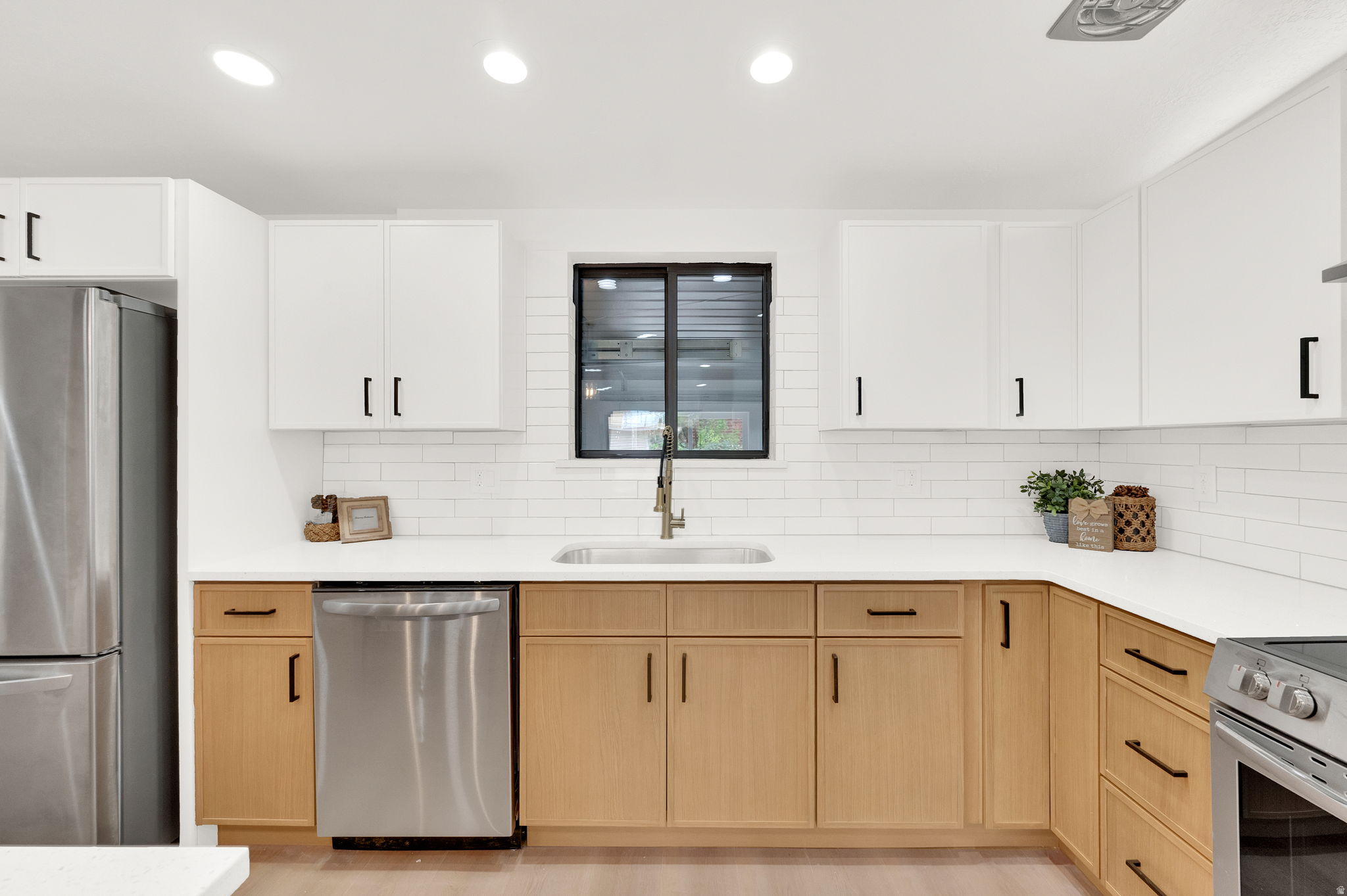 ROLLING MEADOWS - Residential
