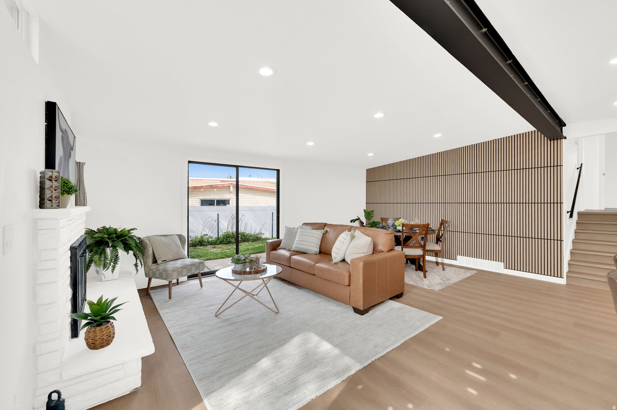 ROLLING MEADOWS - Residential