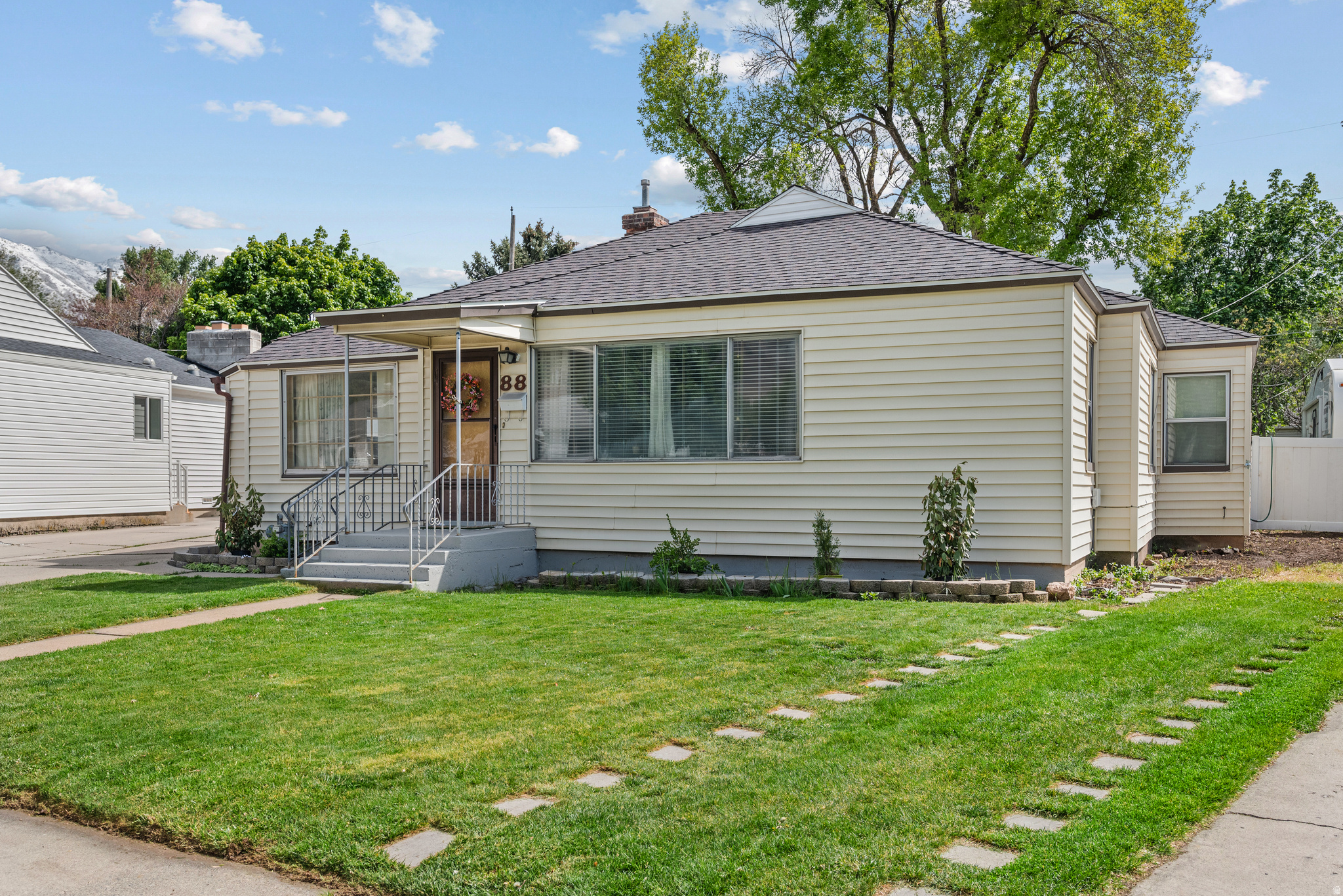 BROOKSIDE - Residential