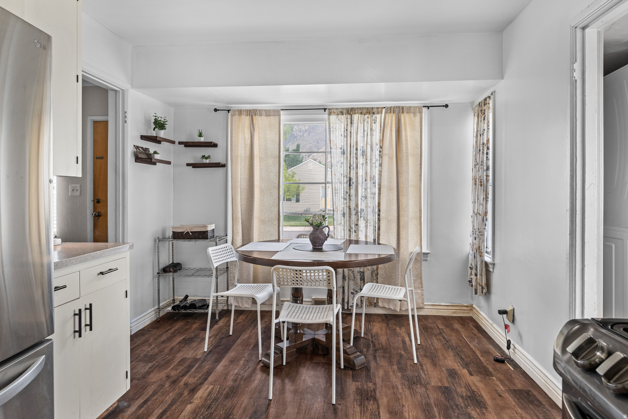 BROOKSIDE - Residential