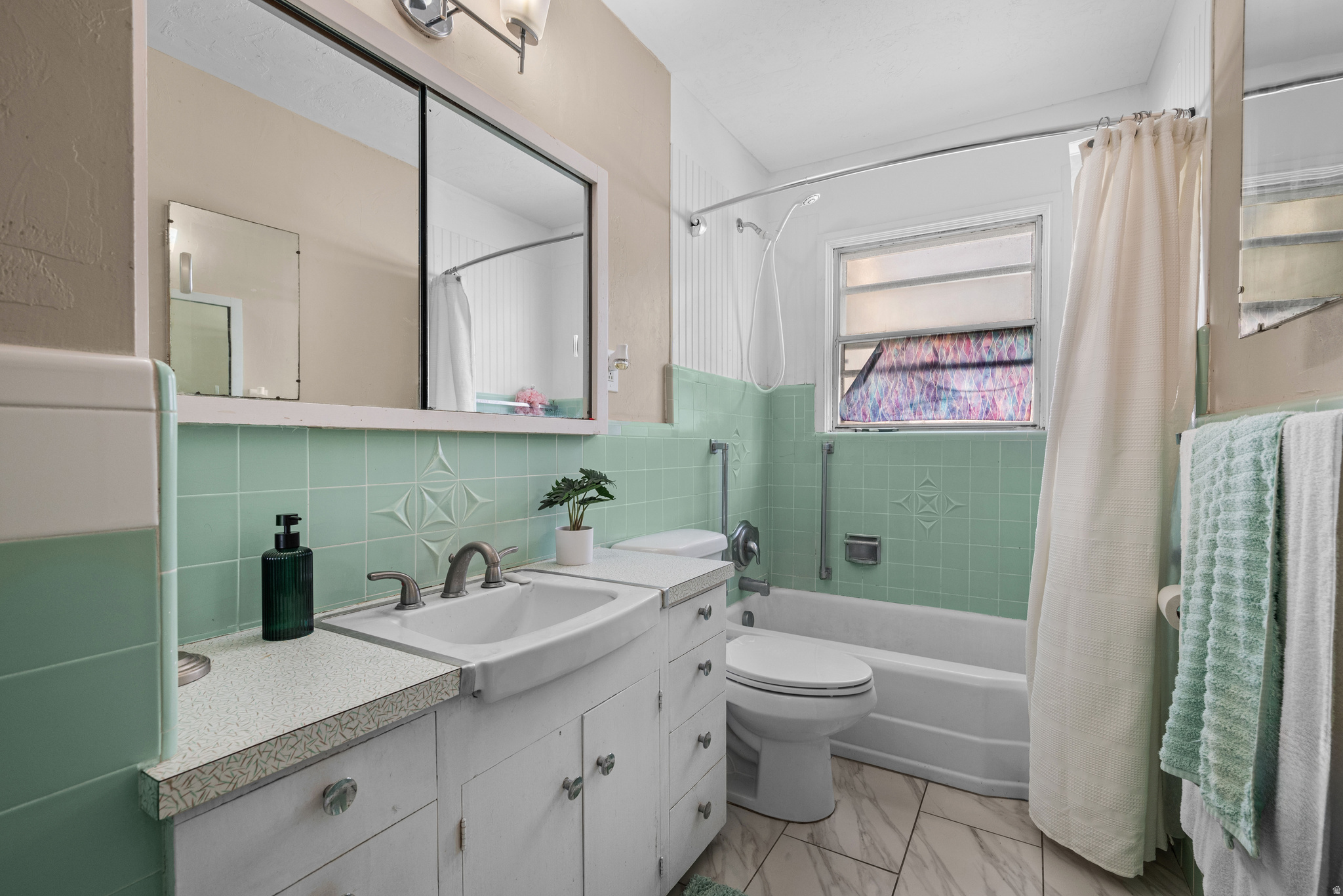 BROOKSIDE - Residential