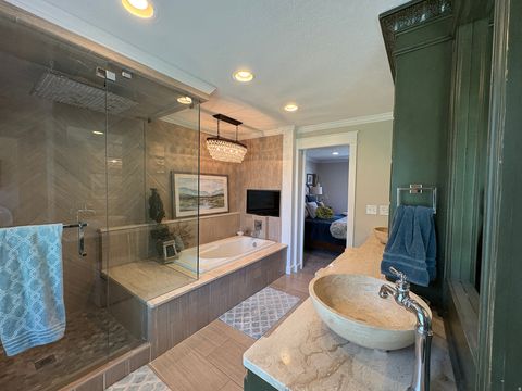 Tiny photo for 1201 W MARINWOOD AVE, Taylorsville, UT 84123 (MLS # 2144671)