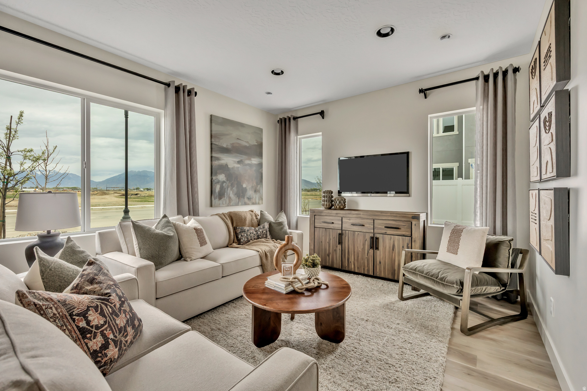HARMONY PLACE - Residential