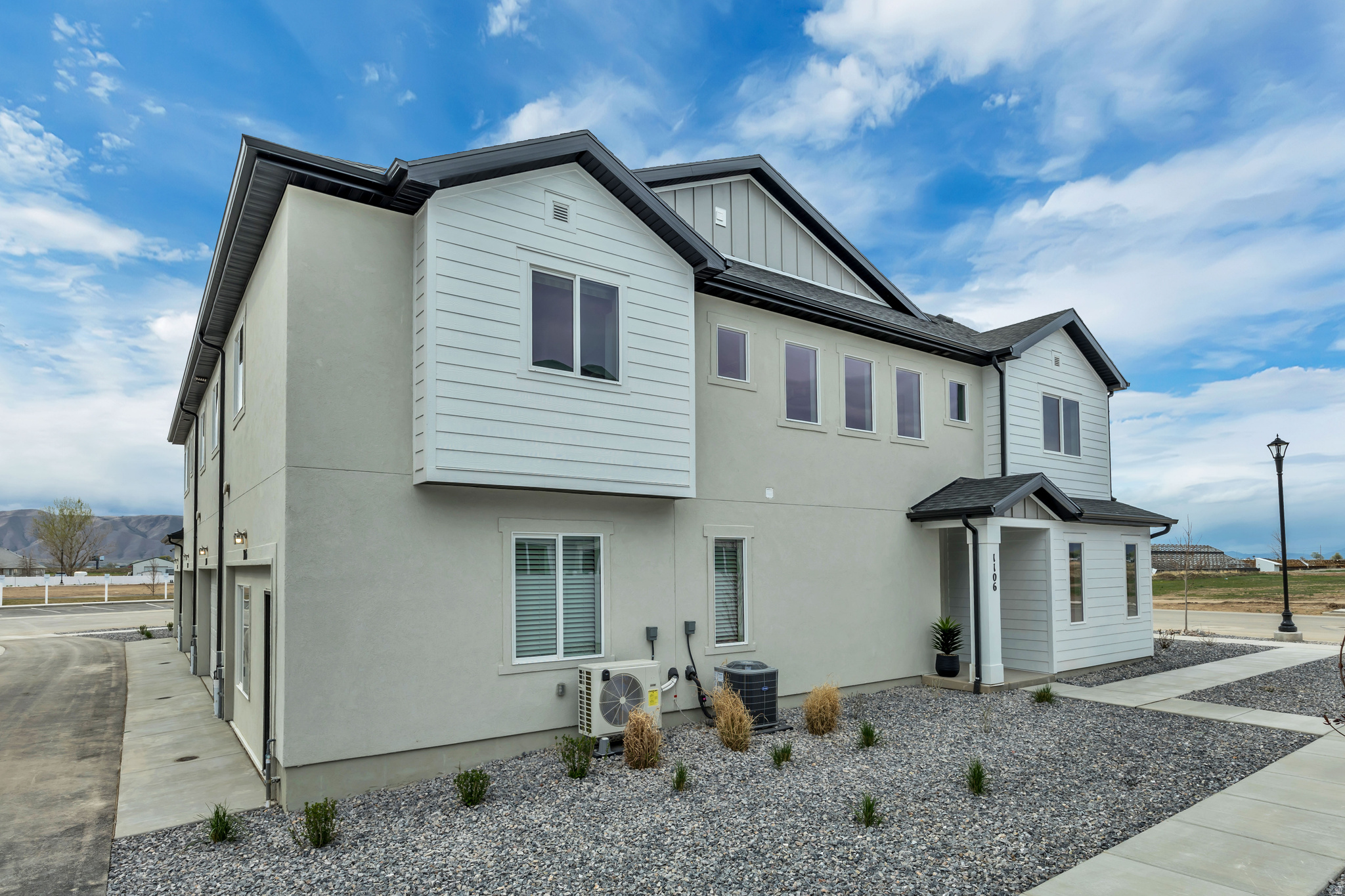 HARMONY PLACE - Residential