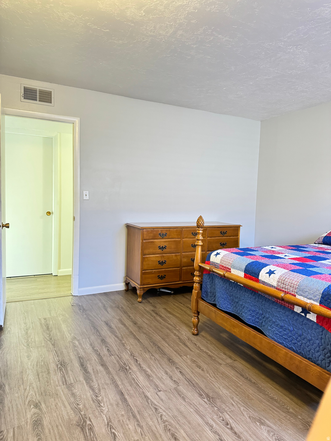 SUNRISE VILLAGE TH A - Residential