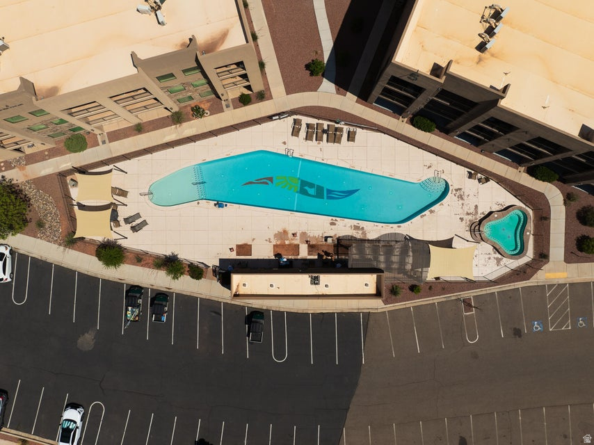 DUNES AT SAND HOLLOW - Residential