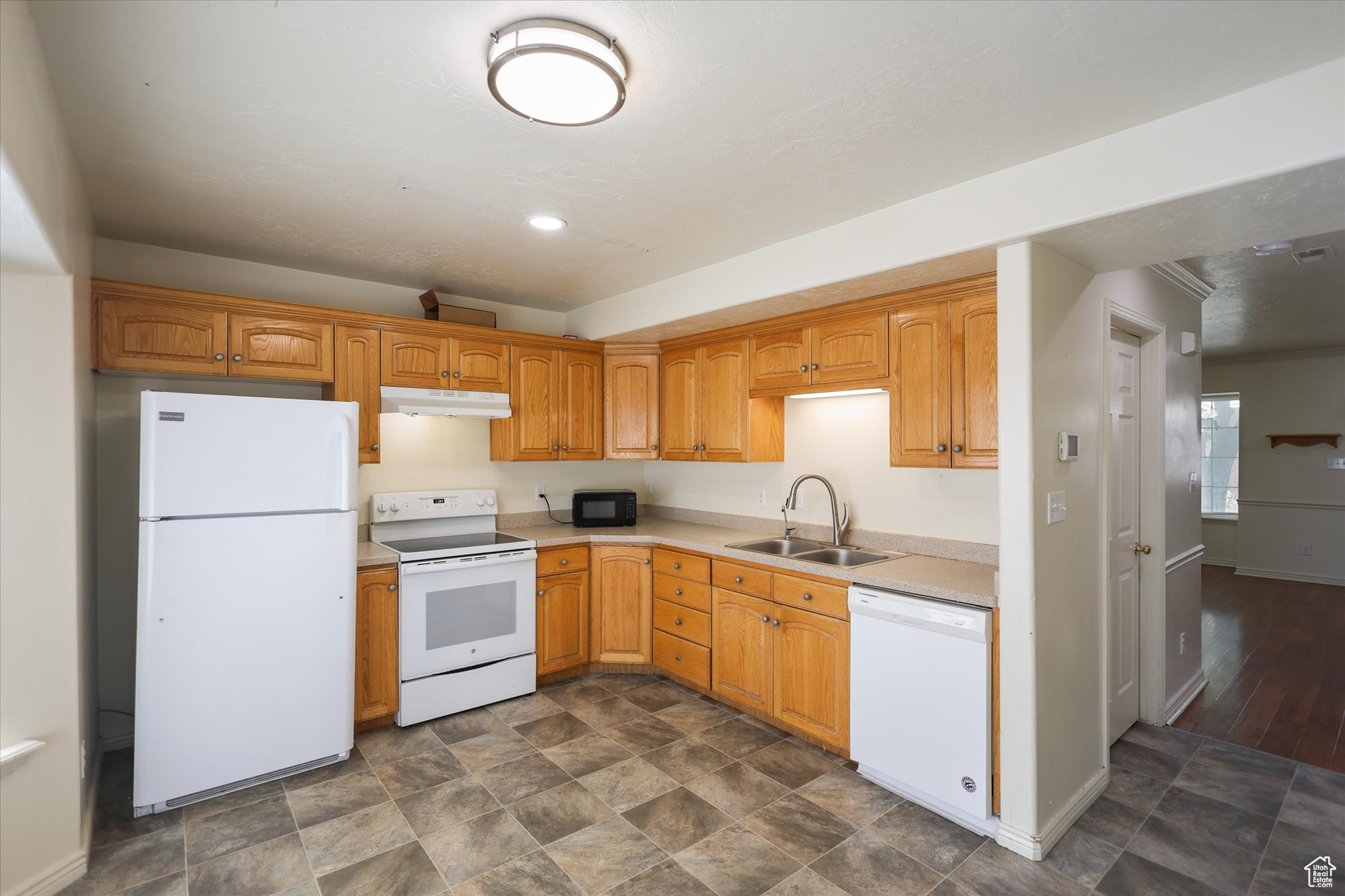 894 N Main St #13, Orem, Utah image 5