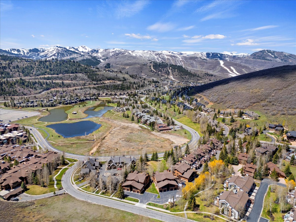 GLENFIDDICH CONDOMINIUMS - Residential