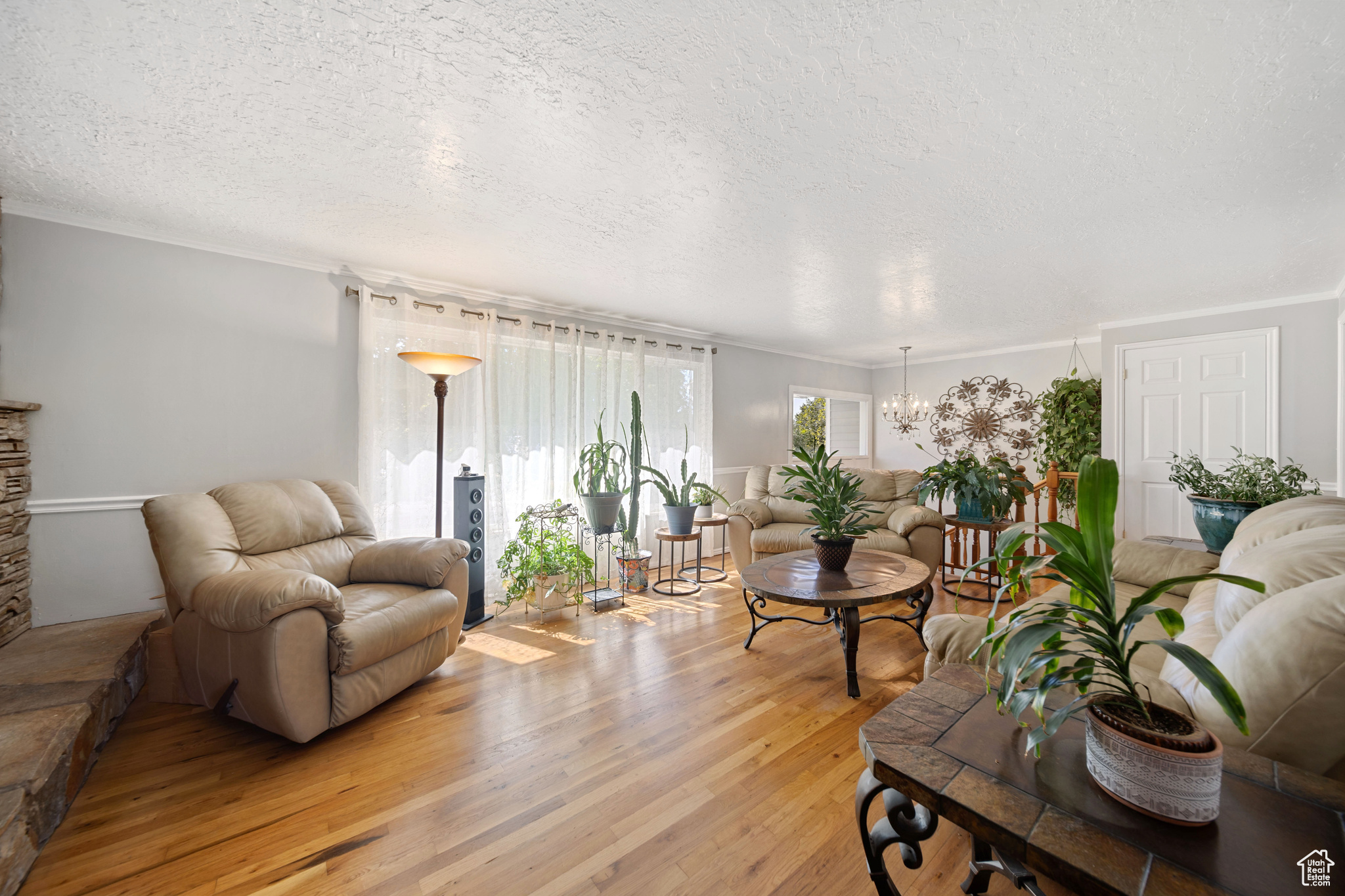 FAIRLANE HEIGHTS #4 - Residential