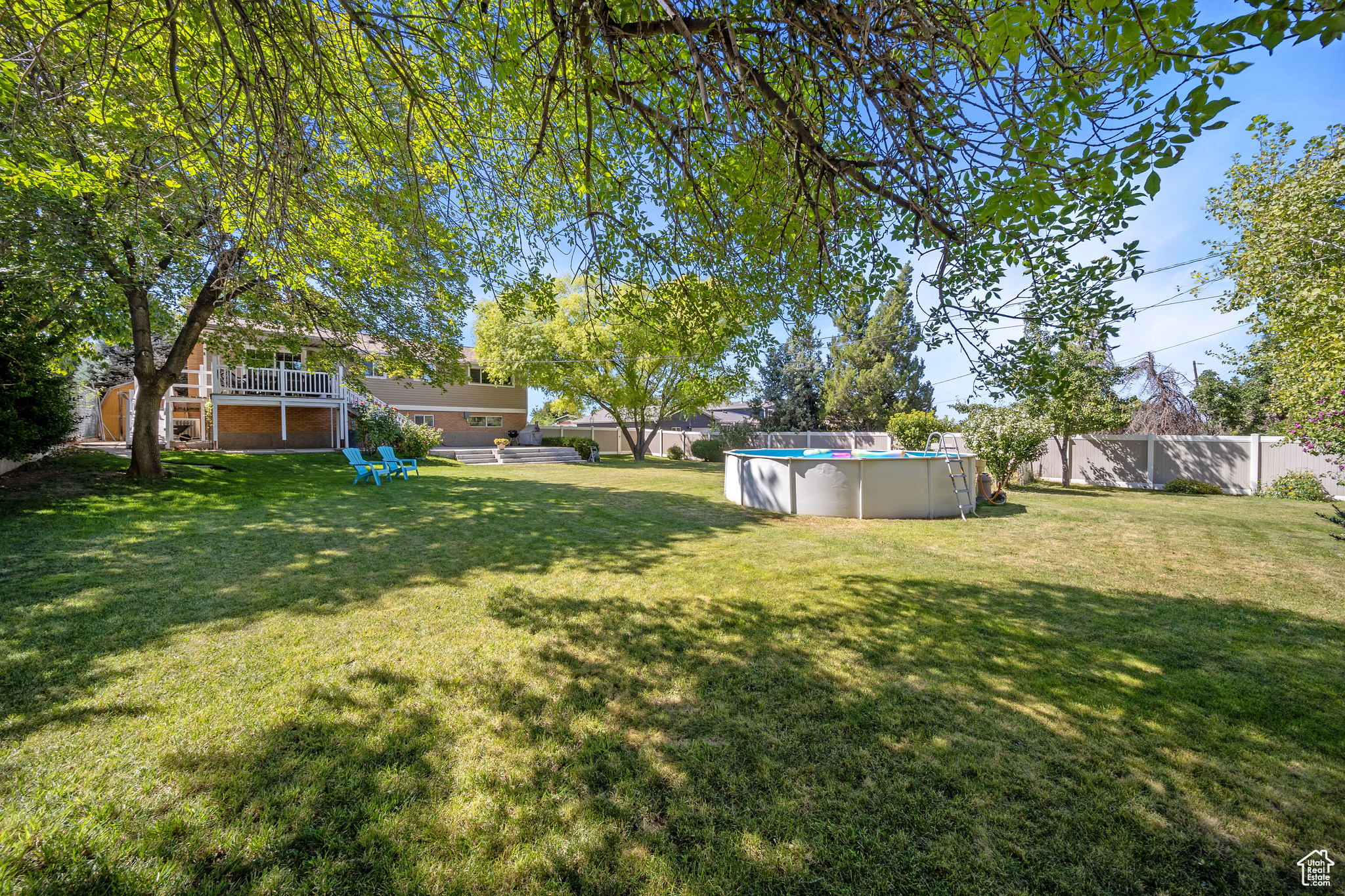 FAIRLANE HEIGHTS #4 - Residential