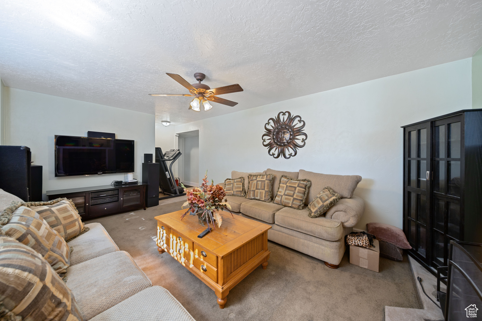 FAIRLANE HEIGHTS #4 - Residential