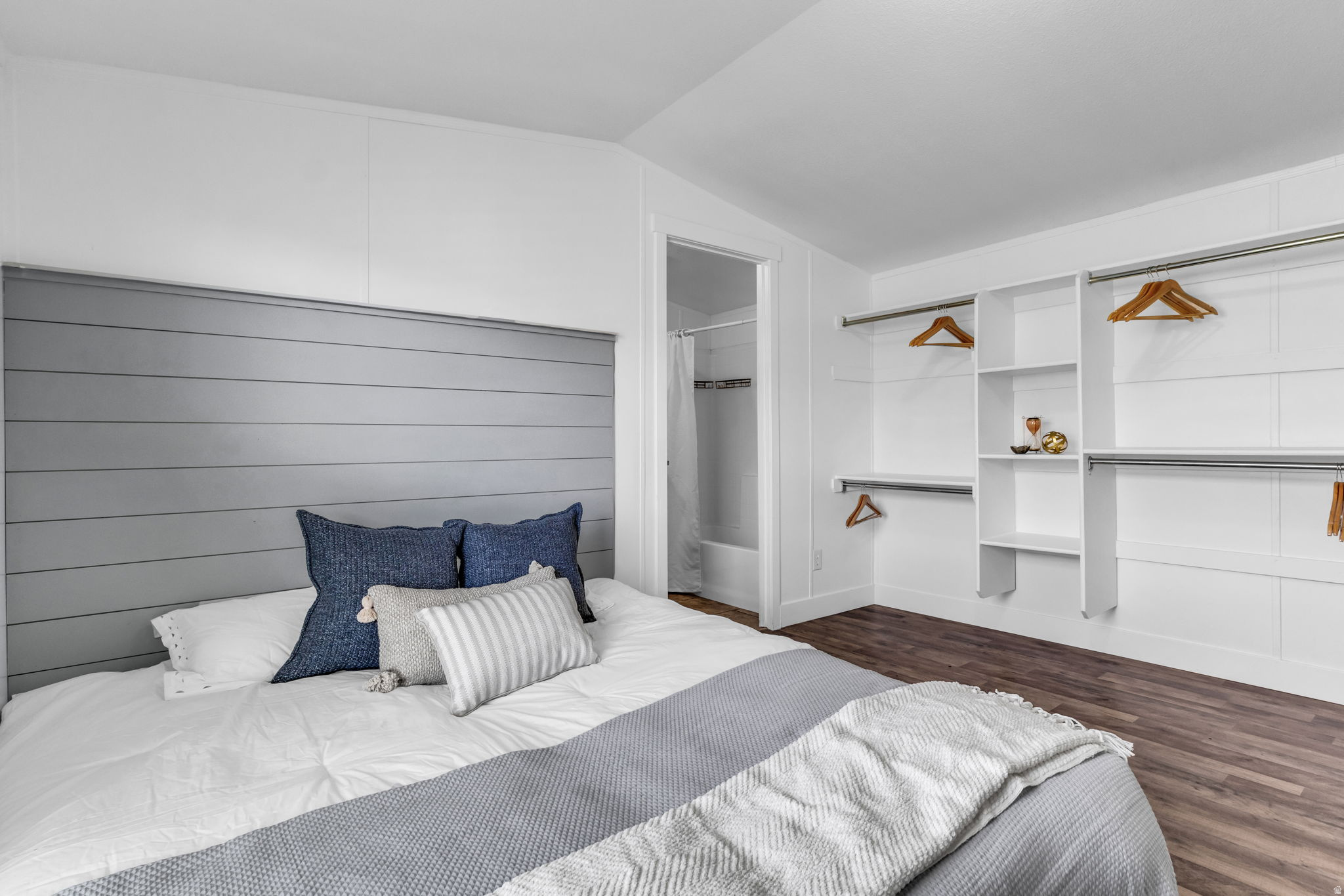 EVERGREEN VILLAGE - Residential