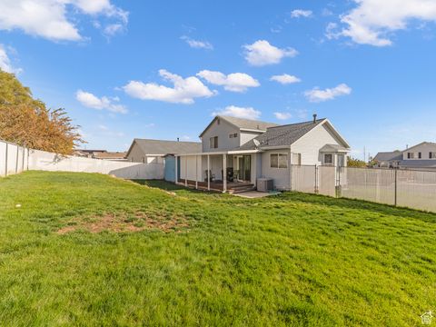 Tiny photo for 6988 OQUIRRH RIDGE DR, West Jordan, UT 84081 (MLS # 2117939)