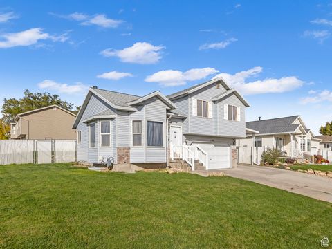 Tiny photo for 6988 OQUIRRH RIDGE DR, West Jordan, UT 84081 (MLS # 2117939)