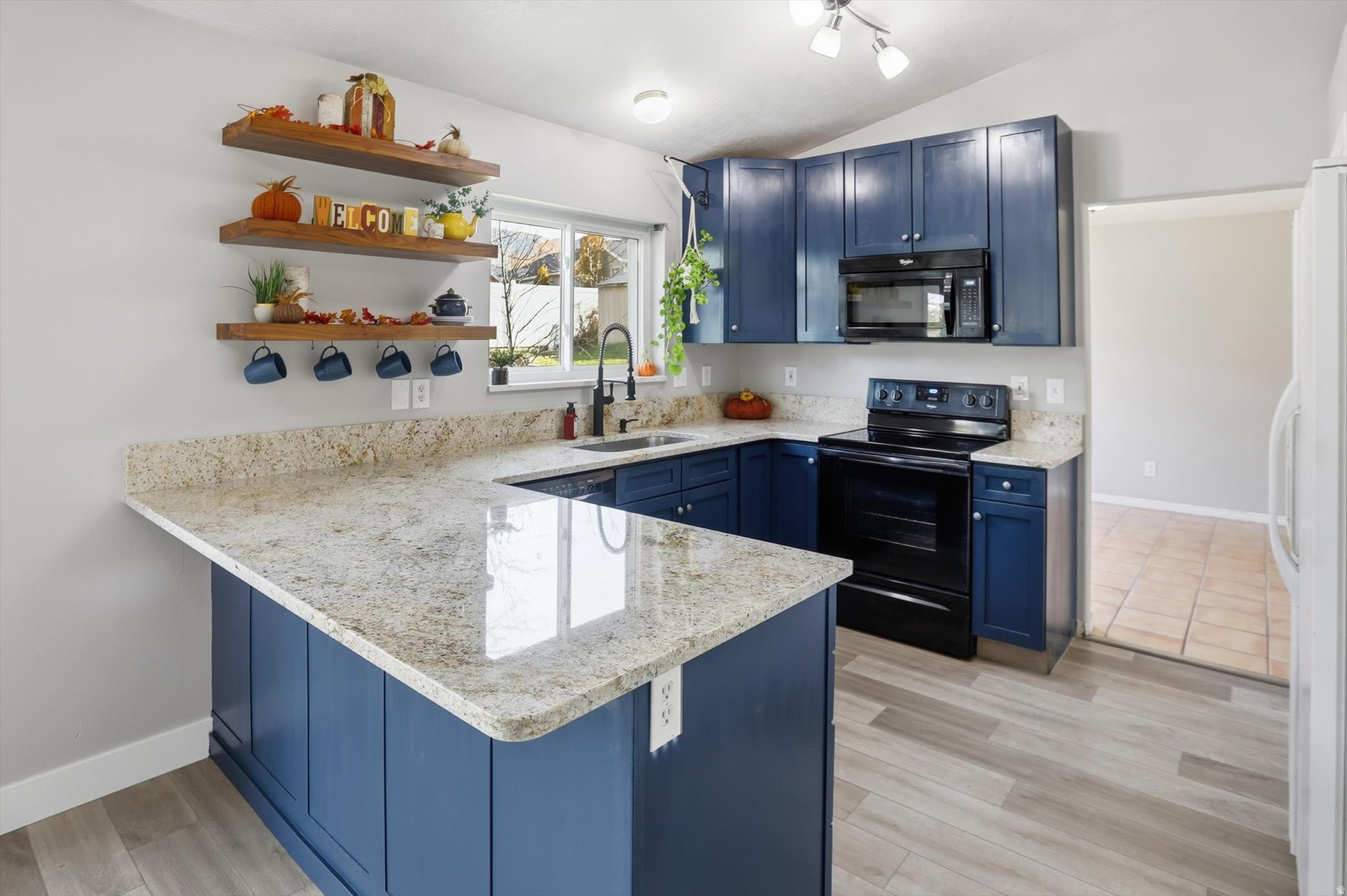 EAST SKY VIEW - Residential