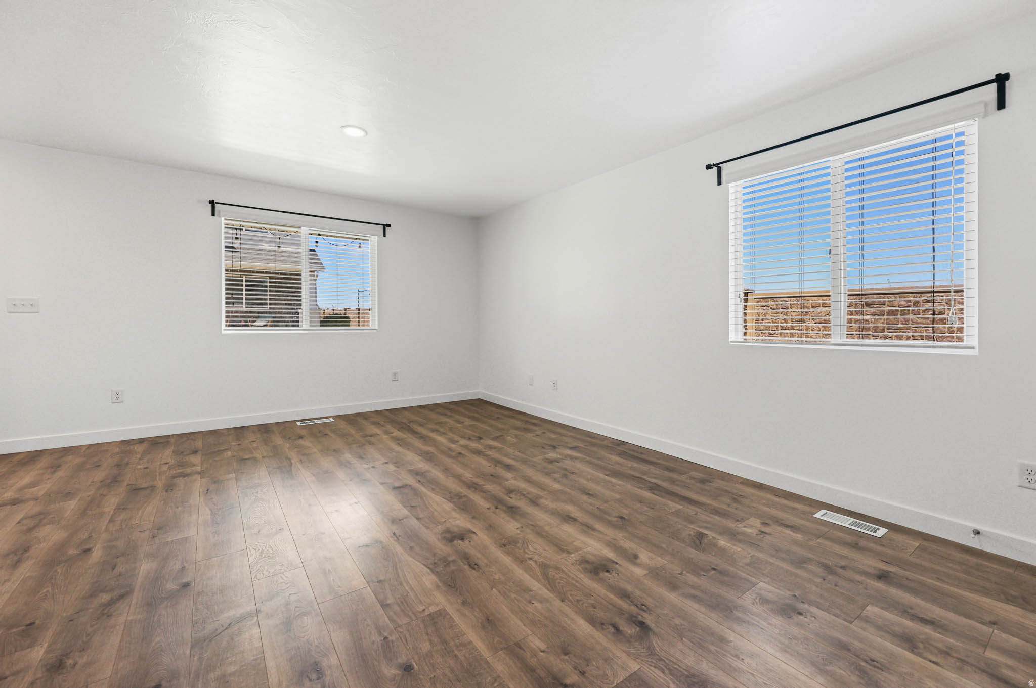 ENCORE AT MILLER CRO - Residential