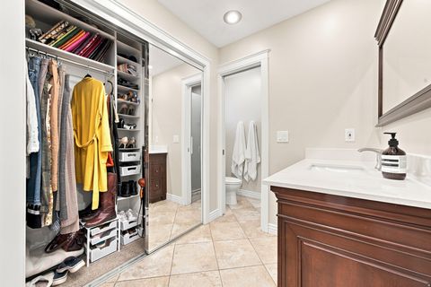 Tiny photo for 2092 E SOMERSET DR S, Cottonwood Heights, UT 84121 (MLS # 2173475)
