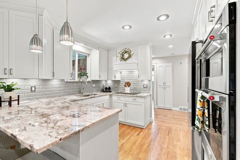 Tiny photo for 2092 E SOMERSET DR S, Cottonwood Heights, UT 84121 (MLS # 2173475)