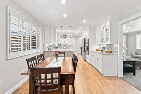 Tiny photo for 2092 E SOMERSET DR S, Cottonwood Heights, UT 84121 (MLS # 2173475)