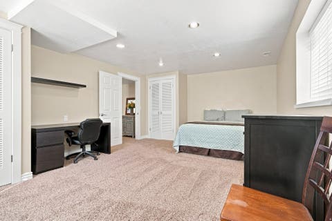 Tiny photo for 2092 E SOMERSET DR S, Cottonwood Heights, UT 84121 (MLS # 2173475)