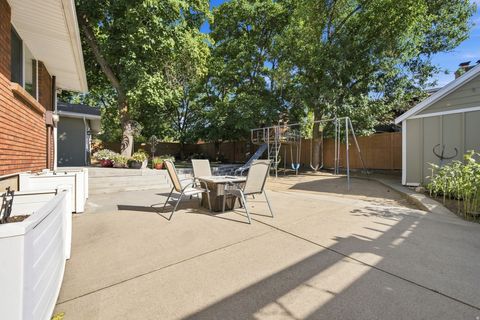 Tiny photo for 2092 E SOMERSET DR S, Cottonwood Heights, UT 84121 (MLS # 2173475)