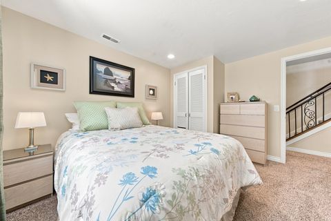 Tiny photo for 2092 E SOMERSET DR S, Cottonwood Heights, UT 84121 (MLS # 2173475)
