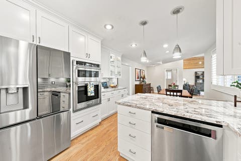 Tiny photo for 2092 E SOMERSET DR S, Cottonwood Heights, UT 84121 (MLS # 2173475)