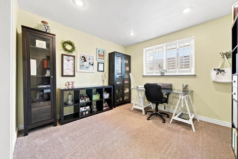 Tiny photo for 2092 E SOMERSET DR S, Cottonwood Heights, UT 84121 (MLS # 2173475)