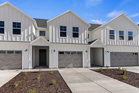 Photo of 469 W 490 N, Lindon, UT 84042 (MLS # 2128427)