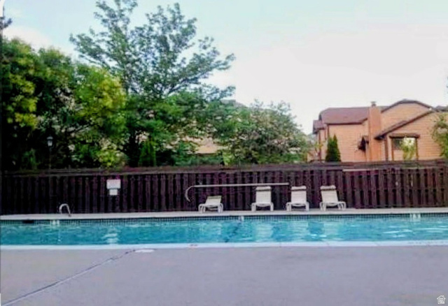 CHERRYWOOD - Residential