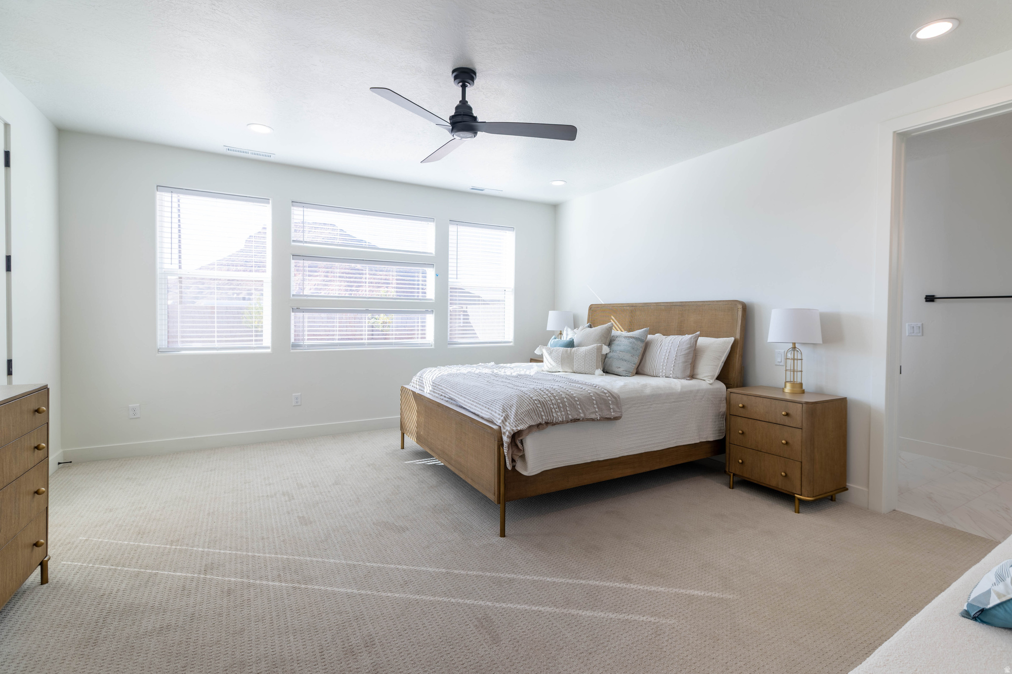 FRONTIER - Residential